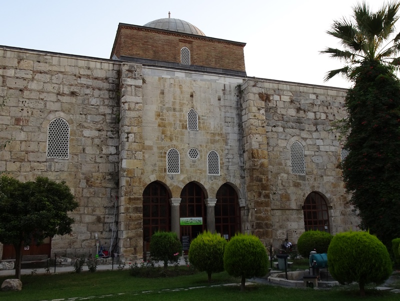 isa bey mosque entrance