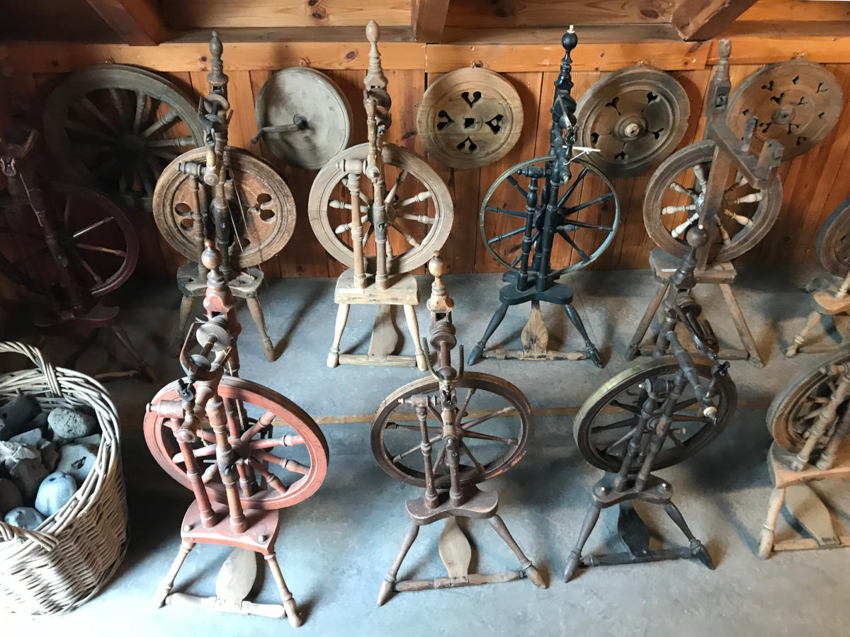 spinning wheels