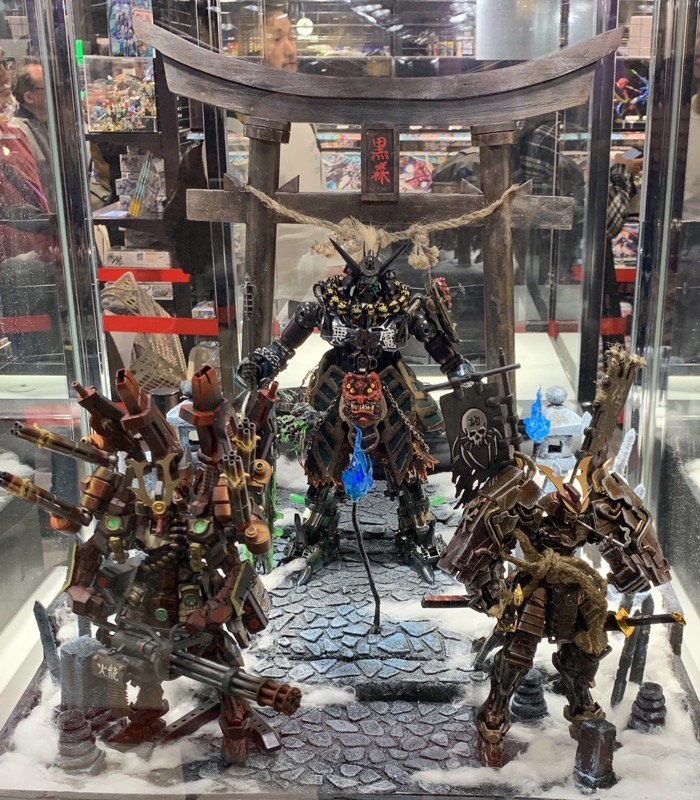 torii gate and gundam