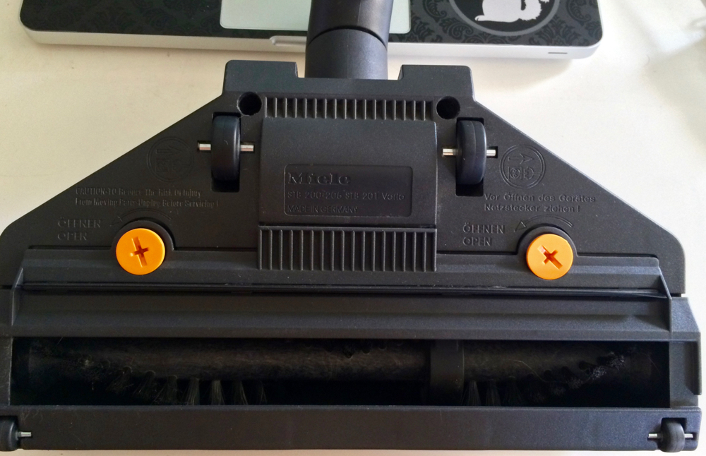 Bumper/blade assembly